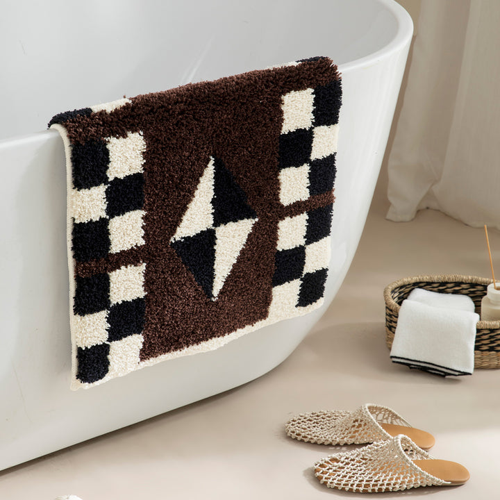 Non-slip bath mat with geometric ethnic pattern