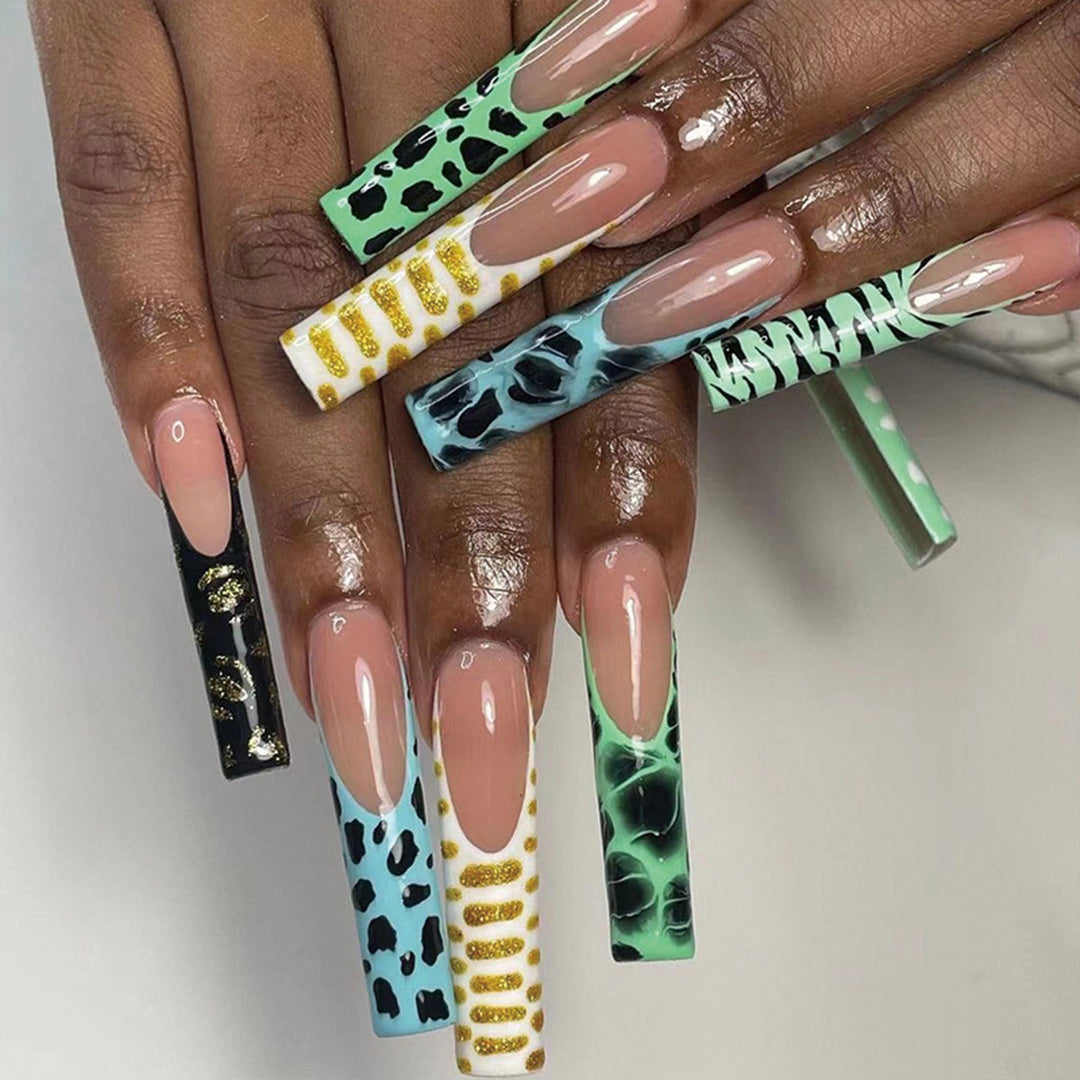 Elegant Crystal-Embellished Press-On Nail Design kalsten