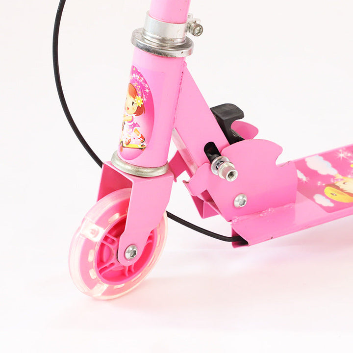 Fun and Lightweight Scooter Kalsten