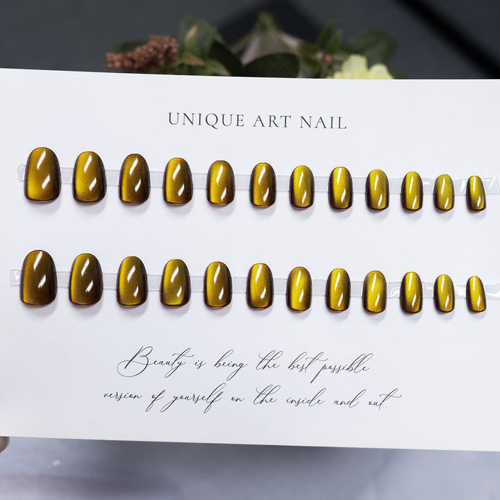 Glossy Press-On Nail Art Set