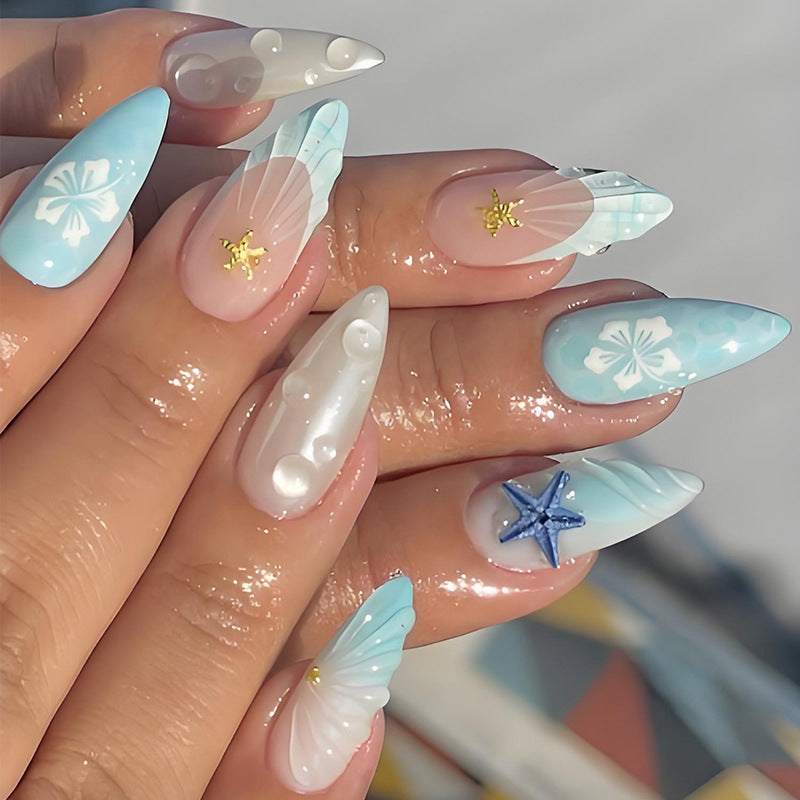 Acrylic nail set with maritime motifs and elegant details Kalsten
