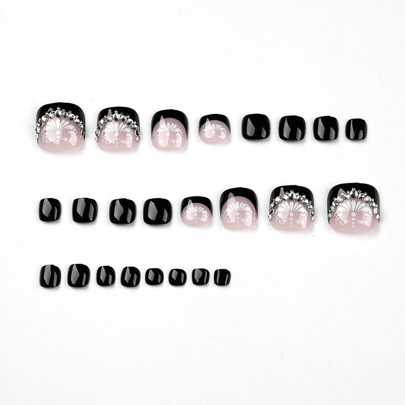 Artful toenail art with elegant glitter accent Kalsten
