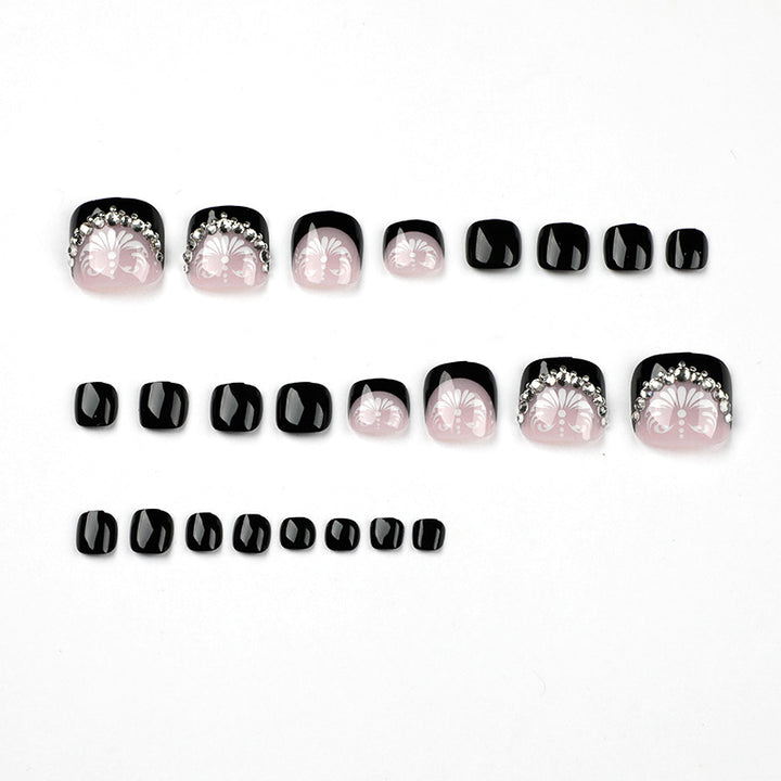 Artful toenail art with elegant glitter accent Kalsten