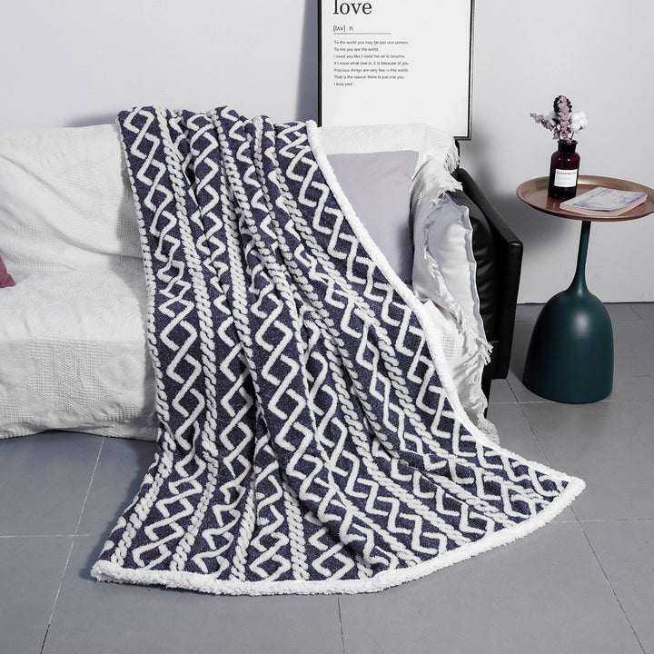 Women Cozy Reversible Blanket with Geometric Pattern Kalsten