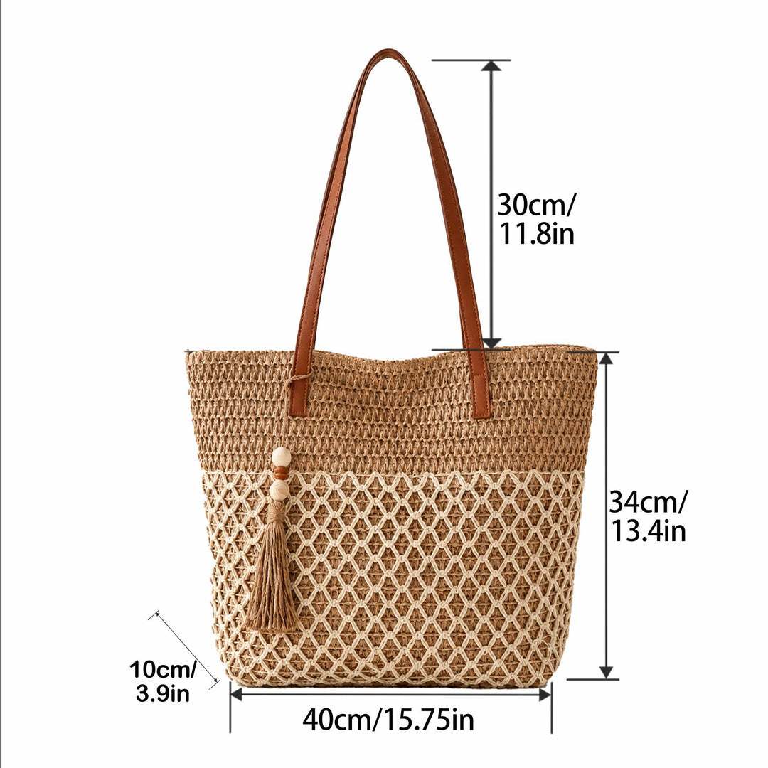 Elegant and Spacious Rattan Bag Kalsten