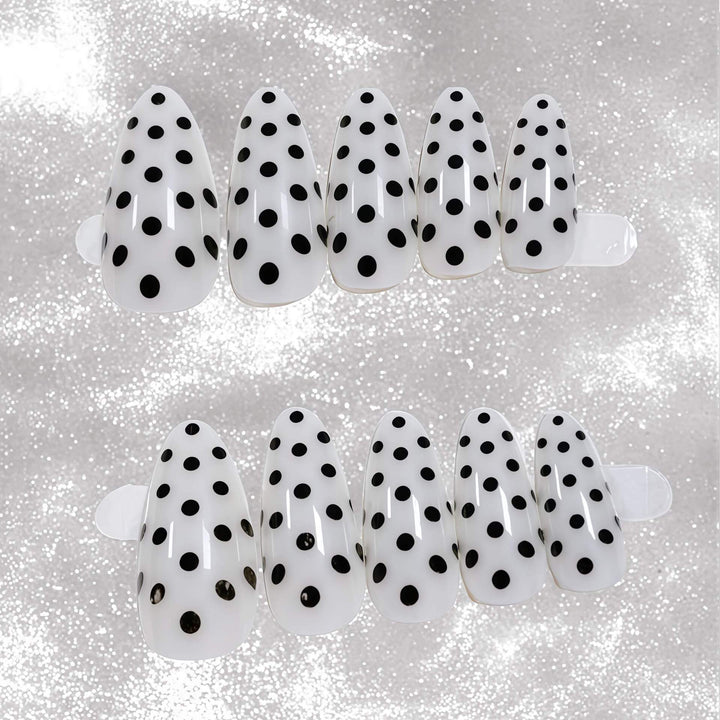 Artistic Polka Dot Design Press-On Nails Kalsten