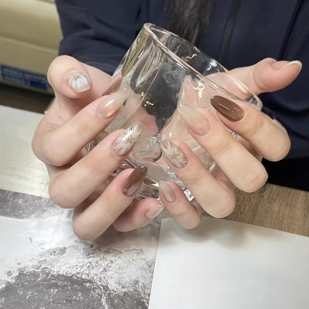 Floral Design Press-On Nail Set