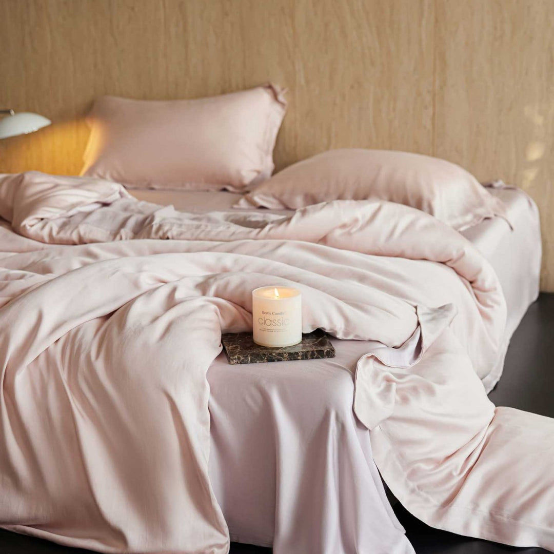 Silky-gloss premium bedding set made of cotton satin