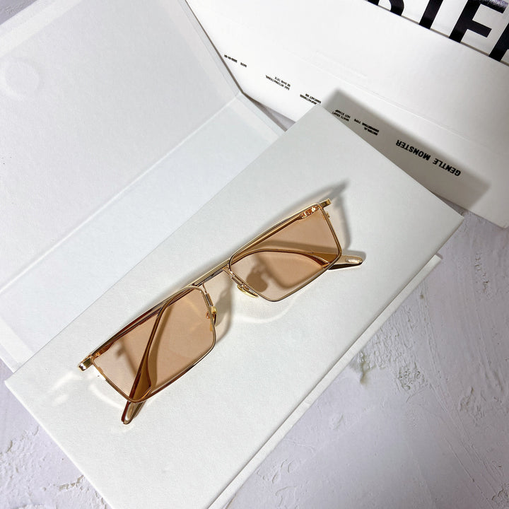 Fashionable sunglasses with rectangular metal frame Kalsten