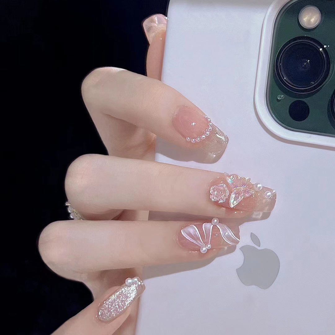 Artificial artificial nails with heart design and glitter elements Kalsten