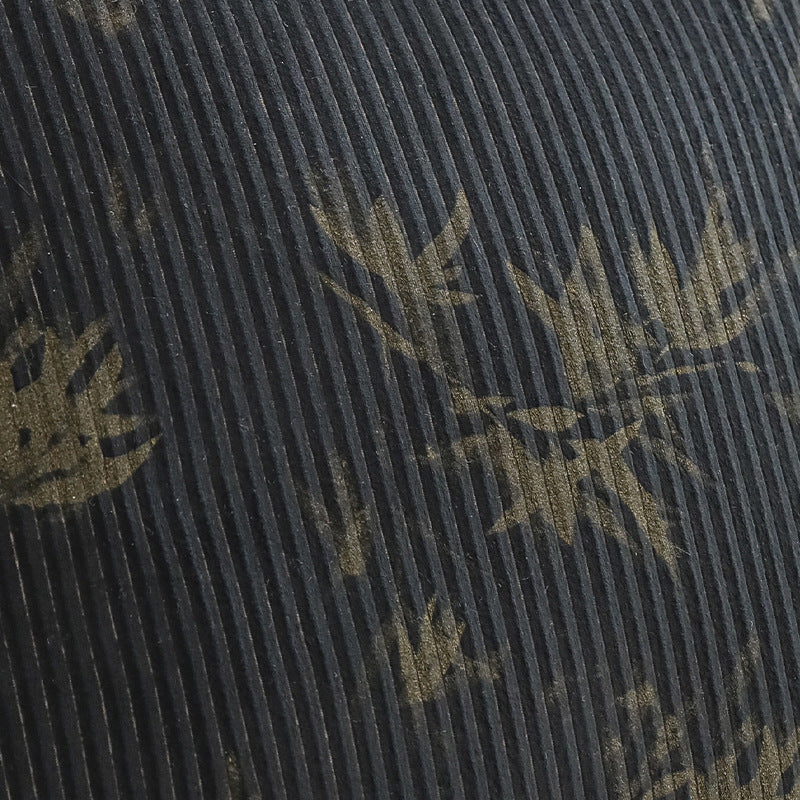 Square decorative cushion made of velvet with relief longitudinal stripes and fringe tassel Kalsten
