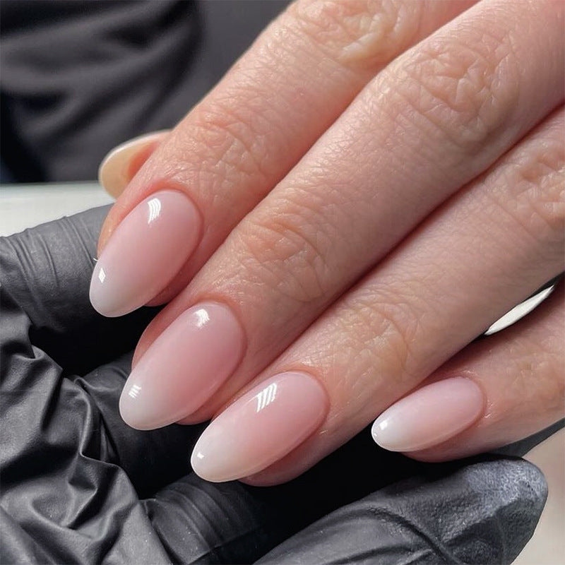 Elegant artificial nails with gentle ombre effect Kalsten