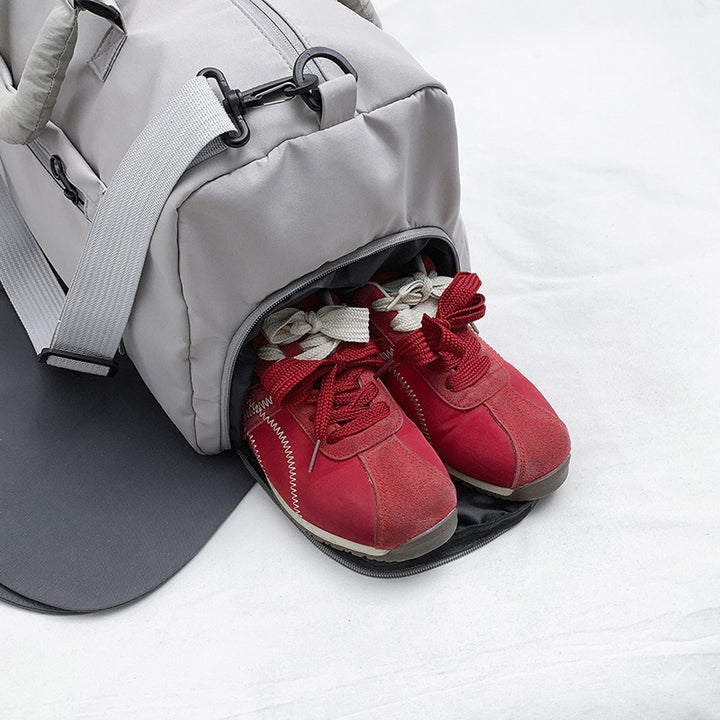 Versatile Travel Duffel Bag with Expandable Compartment Kalsten