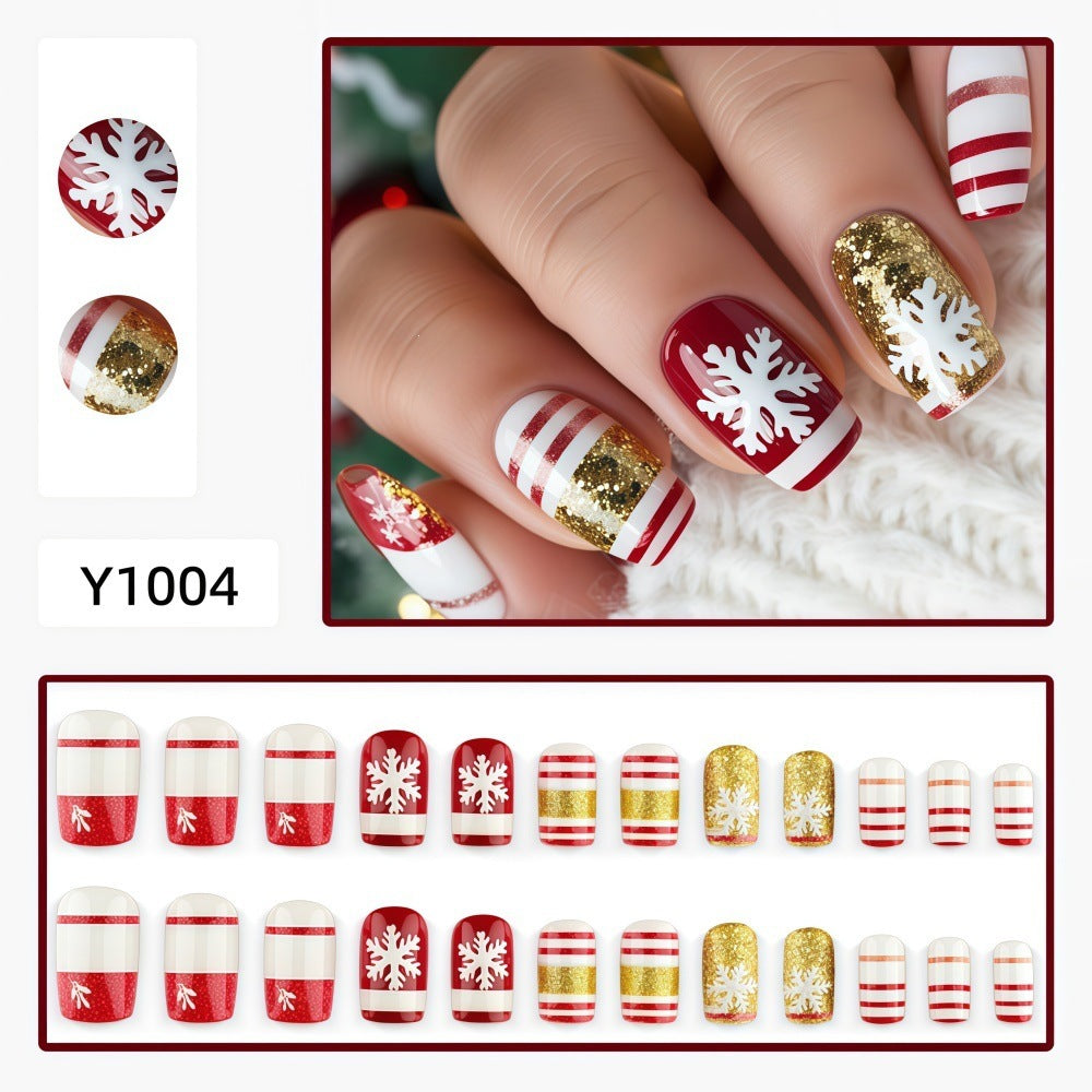 Artificial nails in festive Christmas design Kalsten