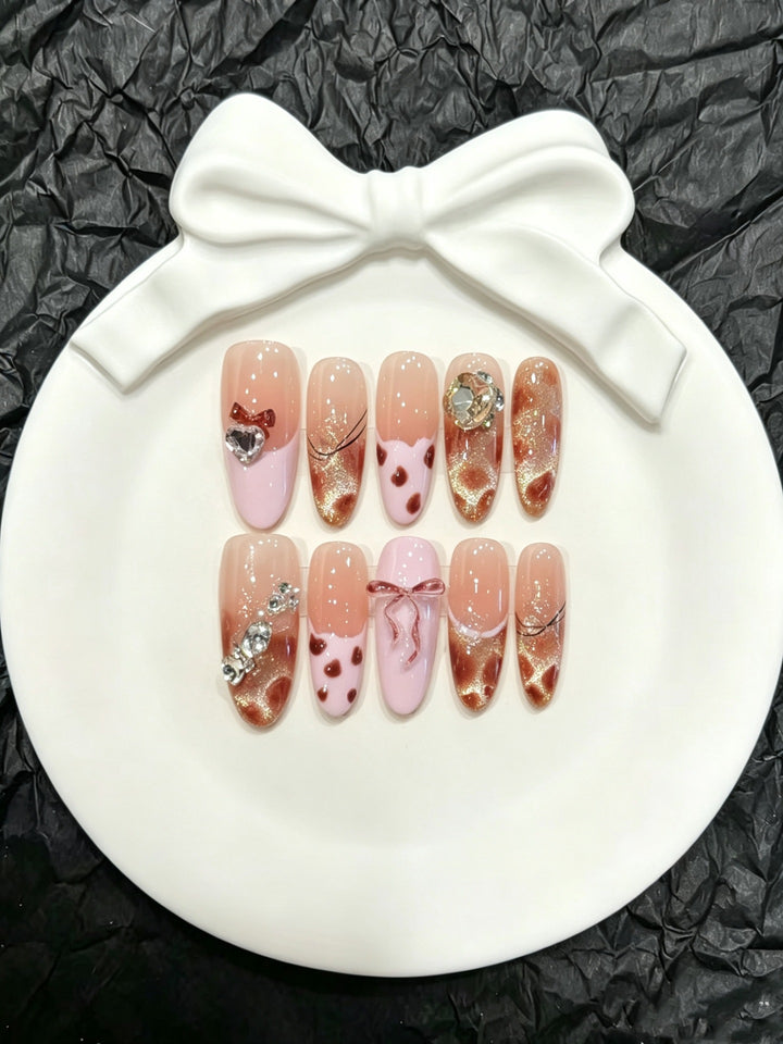 Artistic Gel Press-On Nail Art Set with Glitter and Decorative Accents