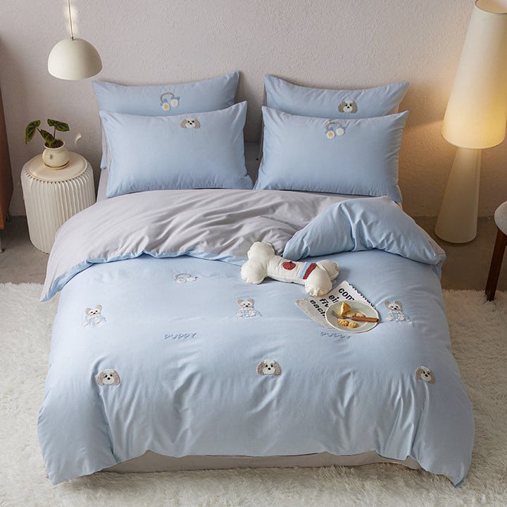 Cute embroidered bedding set with dog appliqués and reversible function