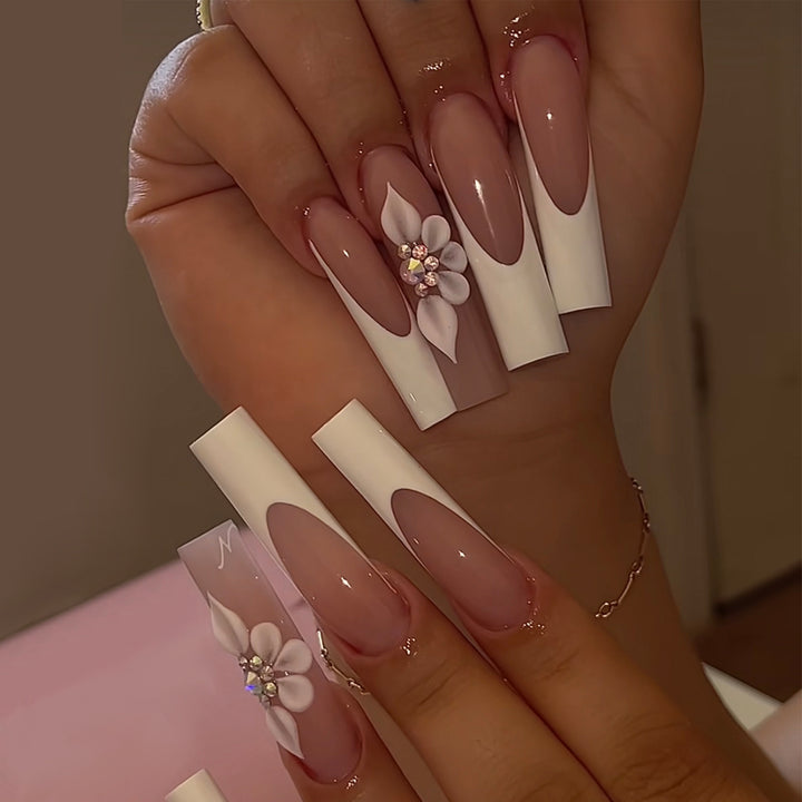 Elegant Floral Design Press-On Nail Set Kalsten