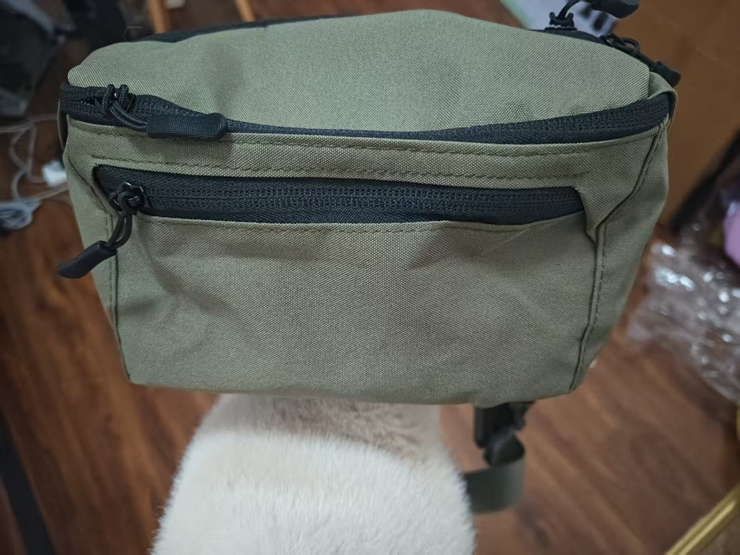 Practical shoulder bag with multifunctional compartments Kalsten
