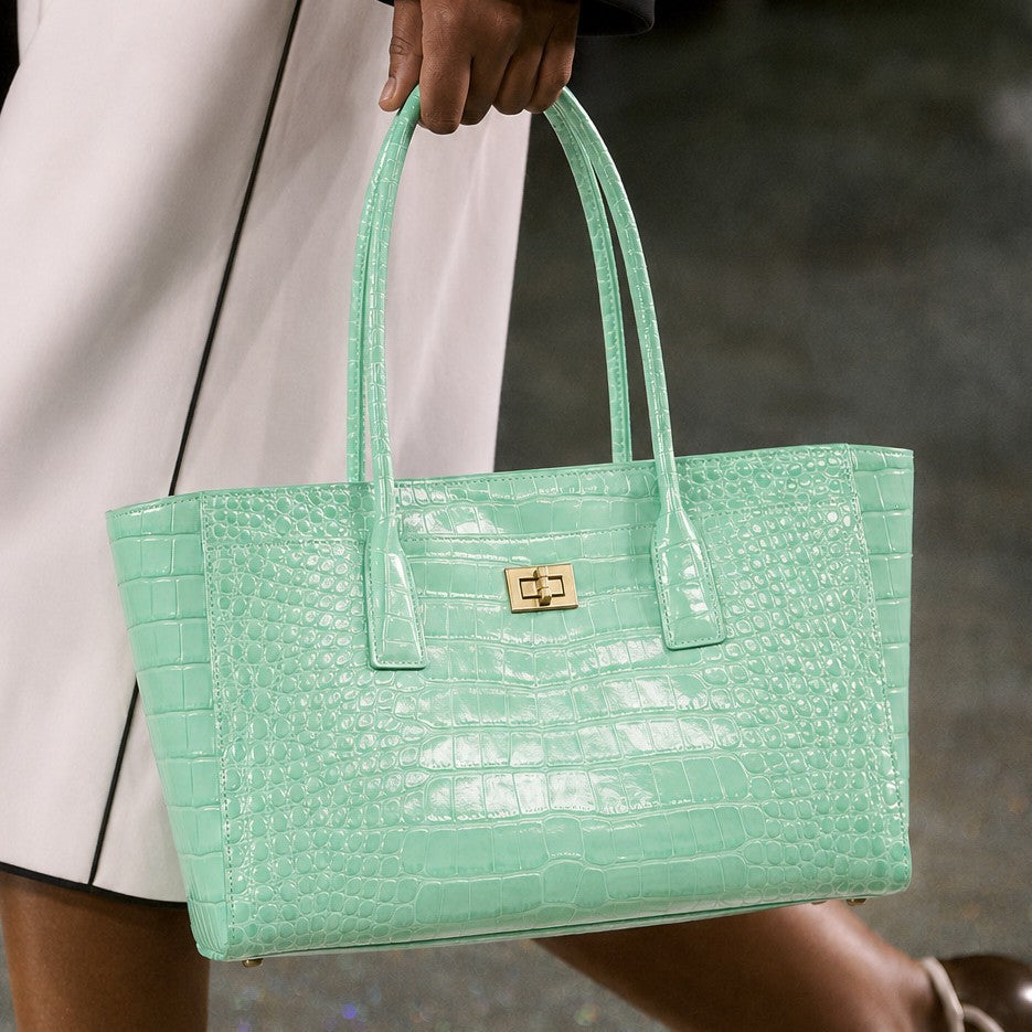 Elegant Crocodile Pattern Tote Bag