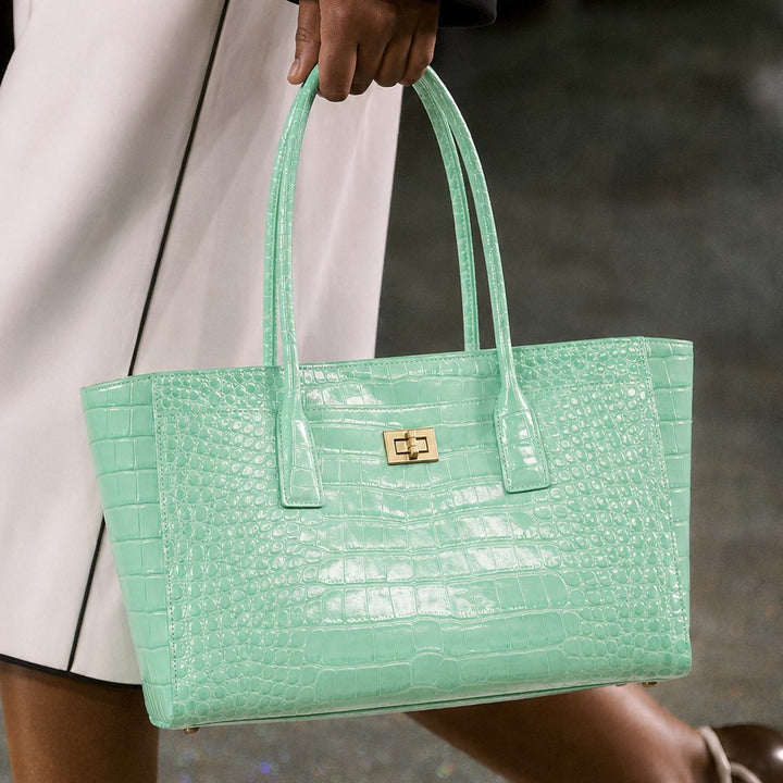 Elegant Crocodile Pattern Tote Bag