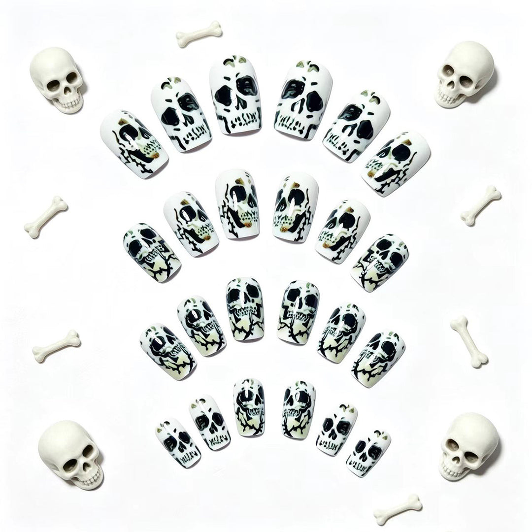 Artistic Skull-Themed Nail Art Kalsten