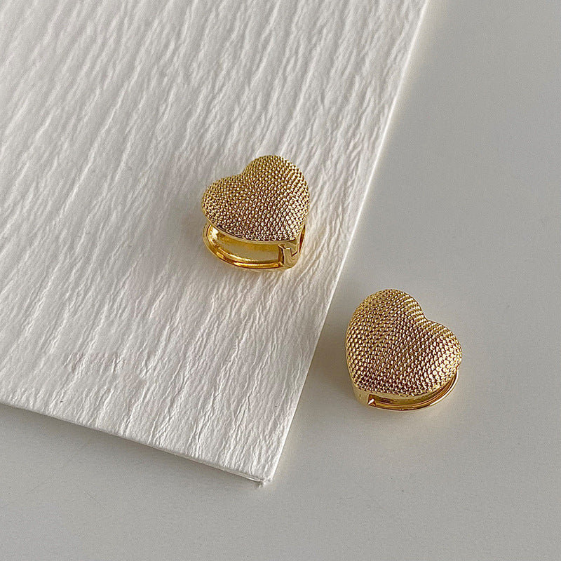Finely Crafted Heart Stud Earrings Kalsten