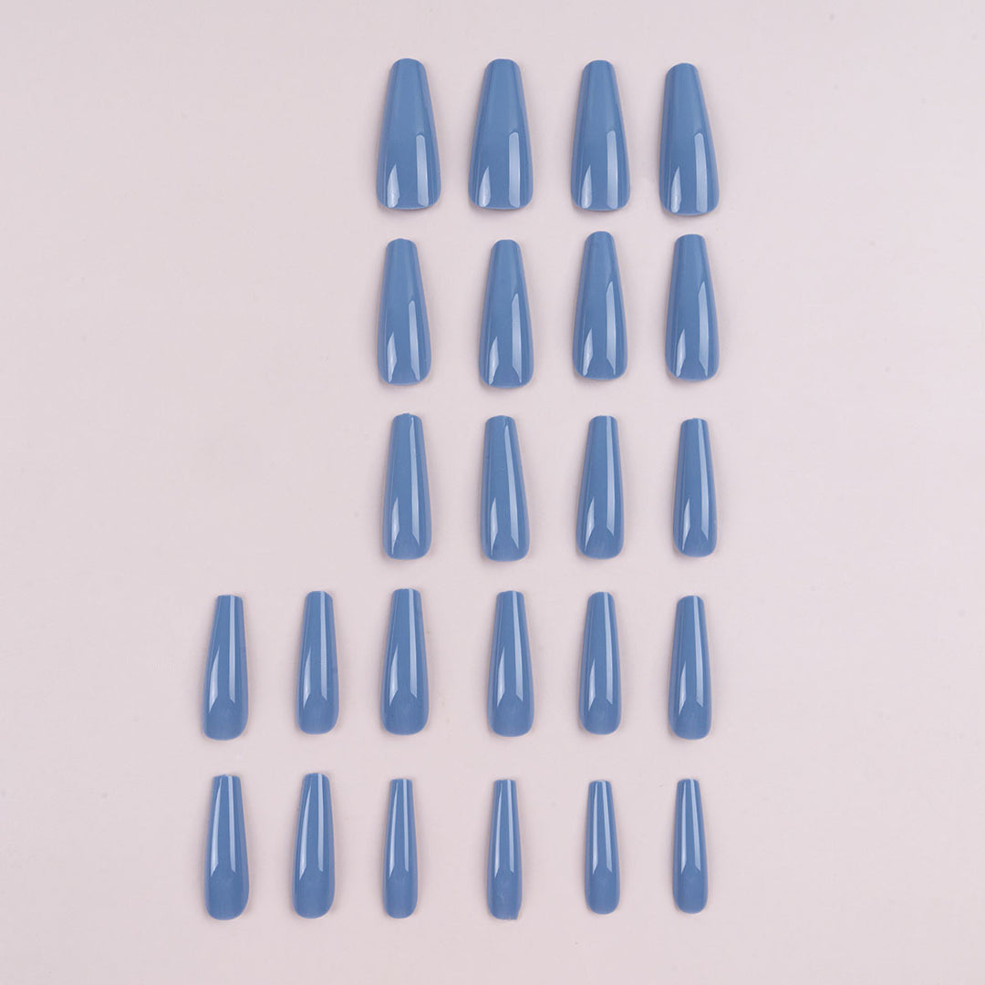 Modern Artistry Acrylic Nail Set