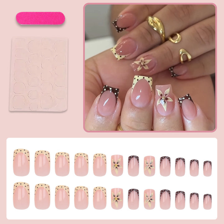 Artificial nails with trendy designs Kalsten