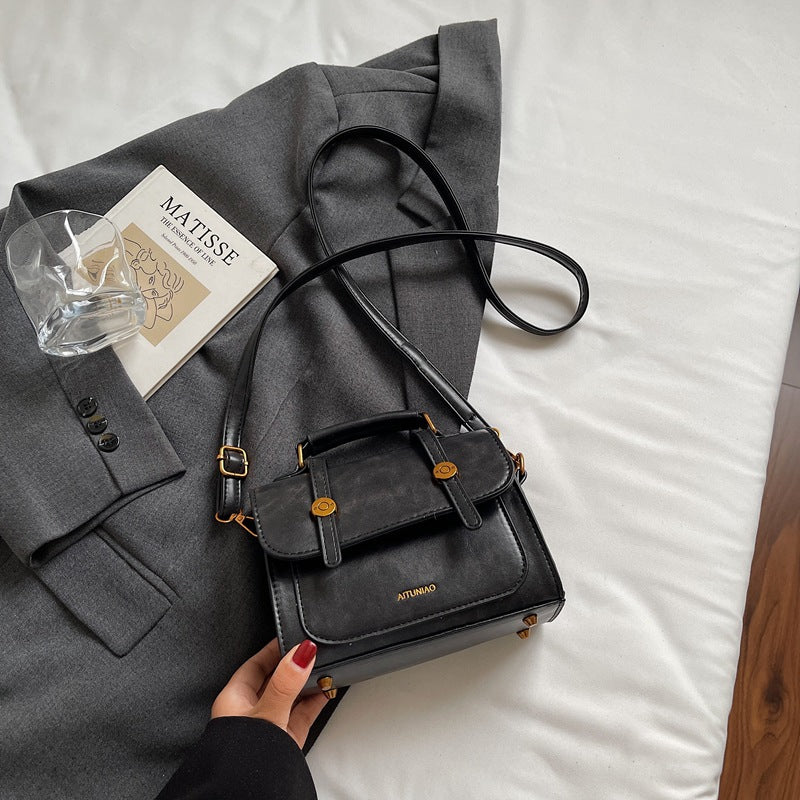 Compact Leather Handbag Kalsten