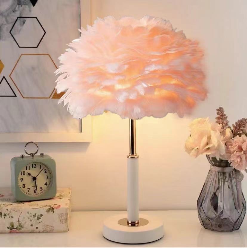 Feathered Accent Table Lamp