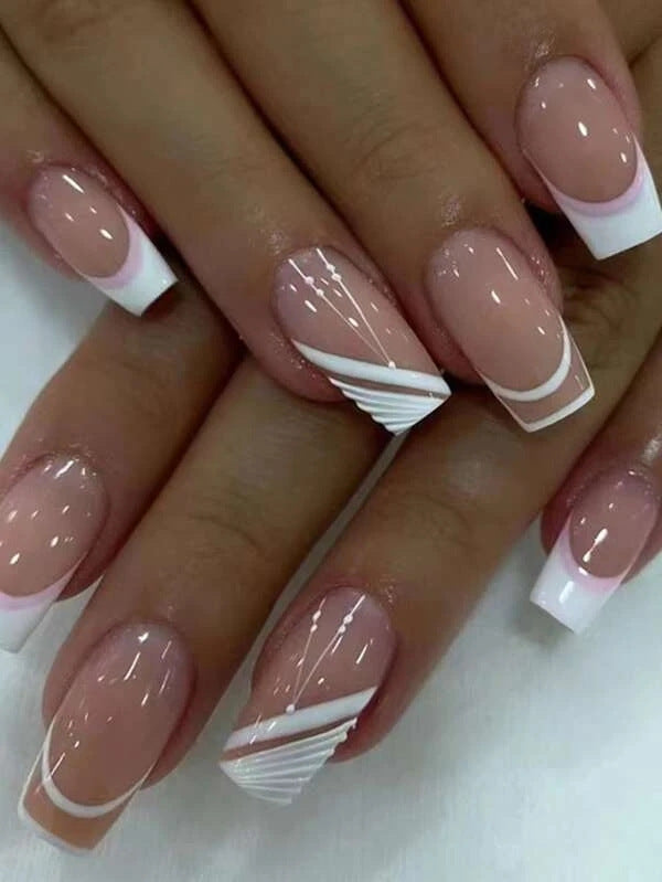 Elegant French Tip Acrylic Nail Art Kalsten