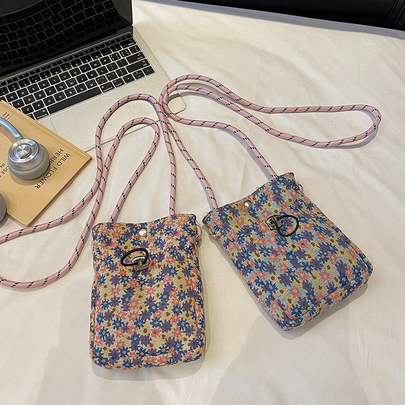 Floral Patterned Crossbody Pouch Bag