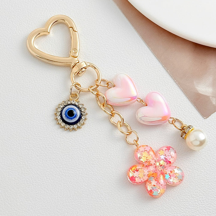 Playful keychain with hearts and flower motif Kalsten