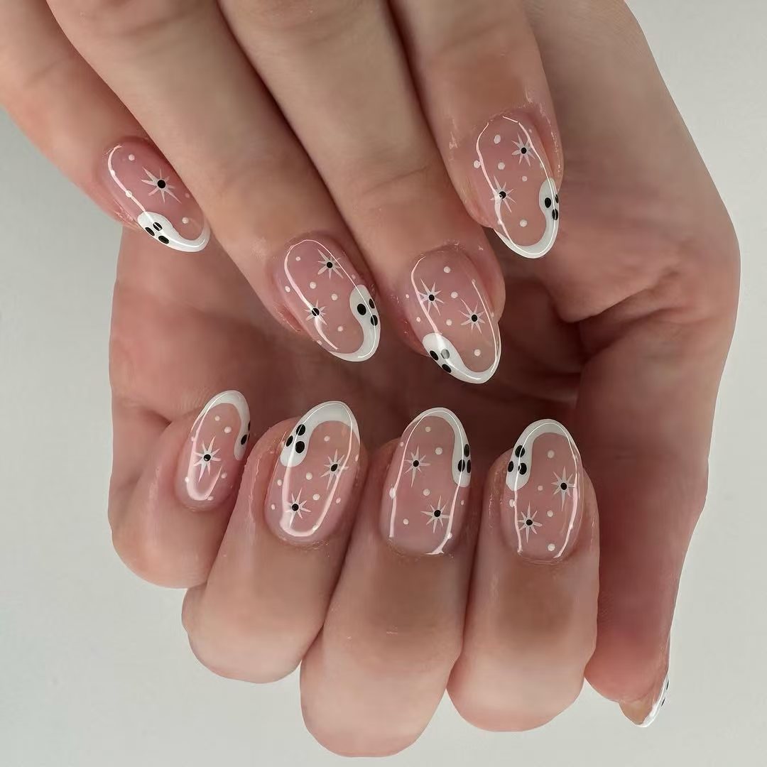 Artistic Press-On Nail Set