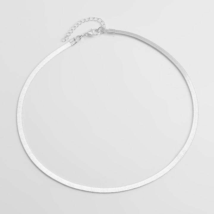 Sleek Snake Chain Necklace Kalsten