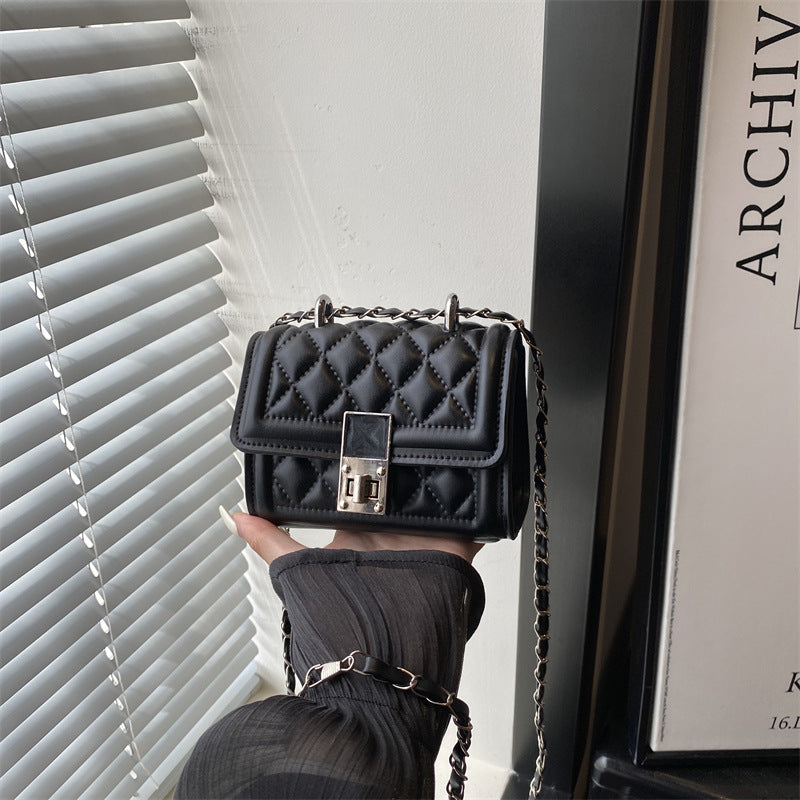 Elegant Quilted Mini Crossbody Bag