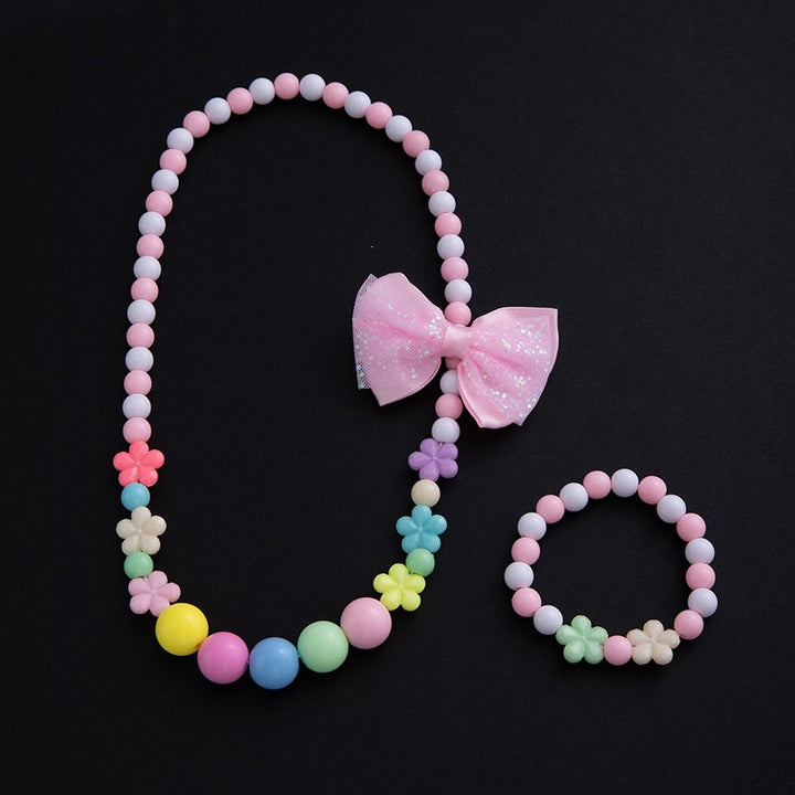 Jewelry set with floral motifs Kalsten