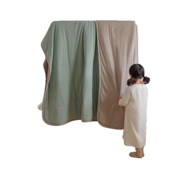 Bedding set made of breathable cotton percale with light stonewash