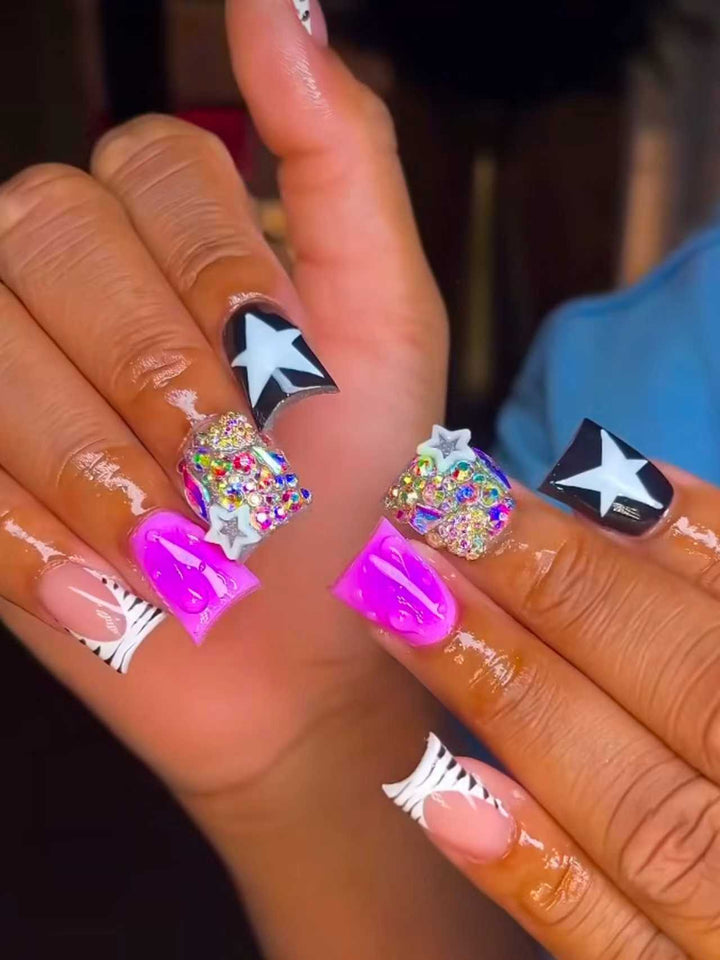 Creative Artful Press-On Nail Set Kalsten