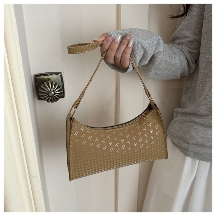Chic Textured Handheld Purse
