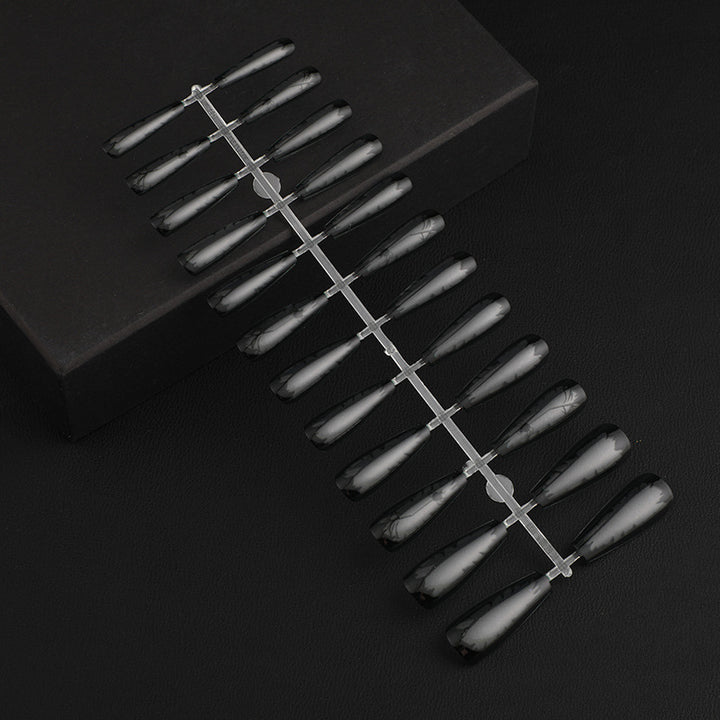 Artificial nails in elegant design Kalsten