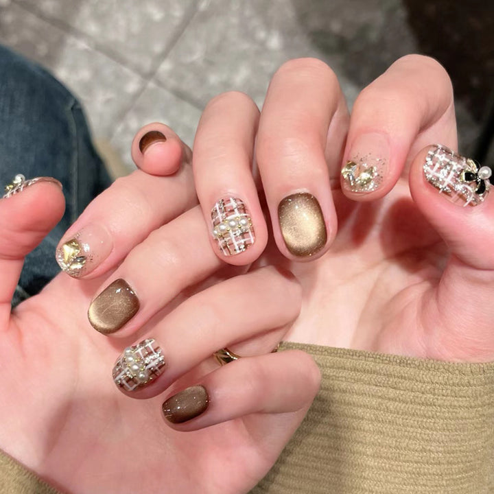 Glamorous Press-On Nail Set with Decorative Gemstone Accents Kalsten