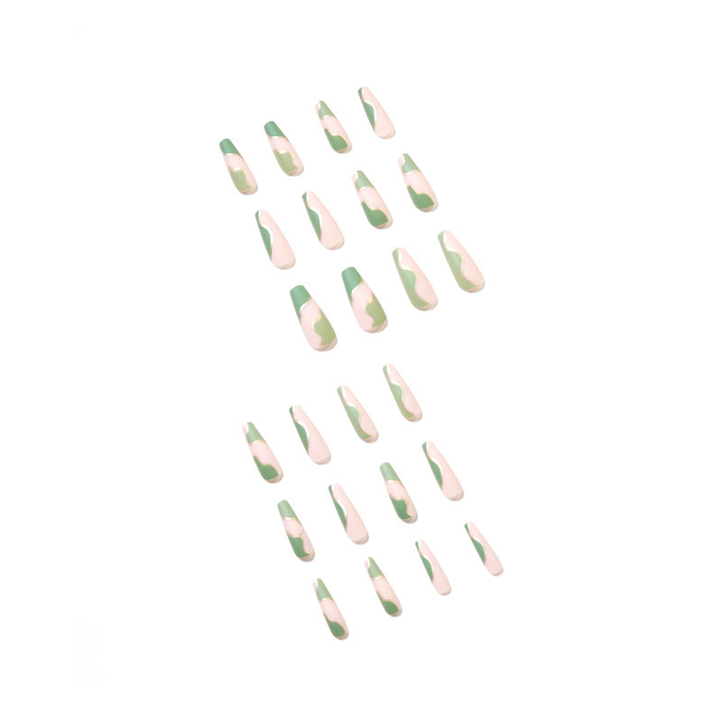 Artful Gel Nails with Elegant Wave Design and Gold Accents Kalsten