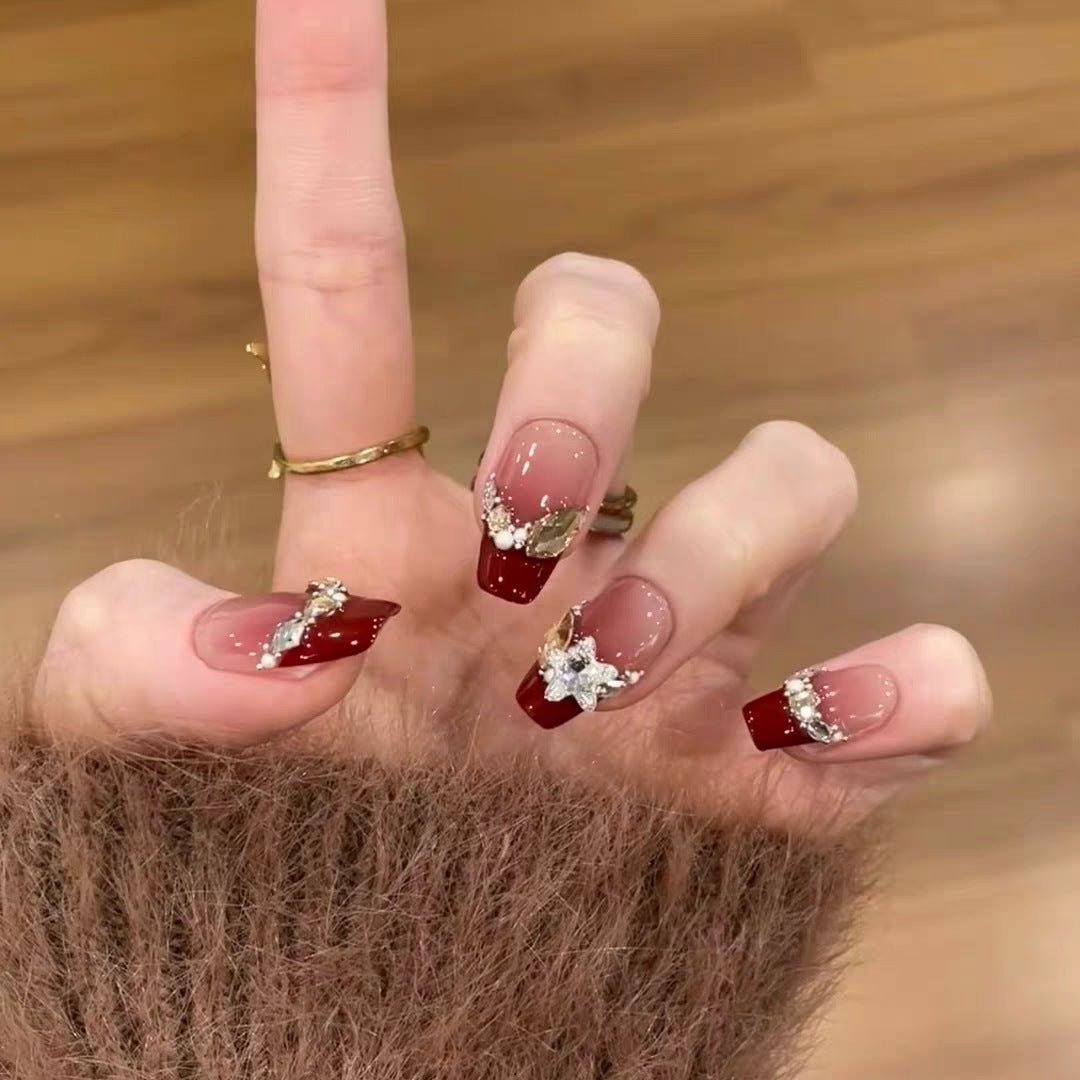 Elegant Nail Art Press-On Set