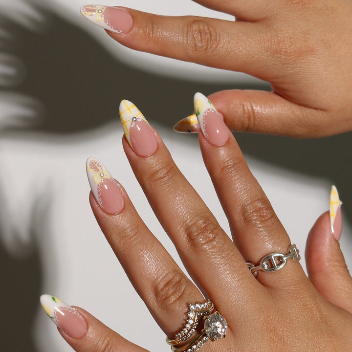 Elegant Press-On Nail Art Set