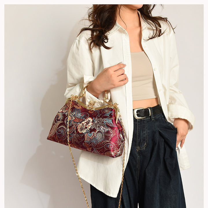 Elegant Vintage Floral Clutch Bag
