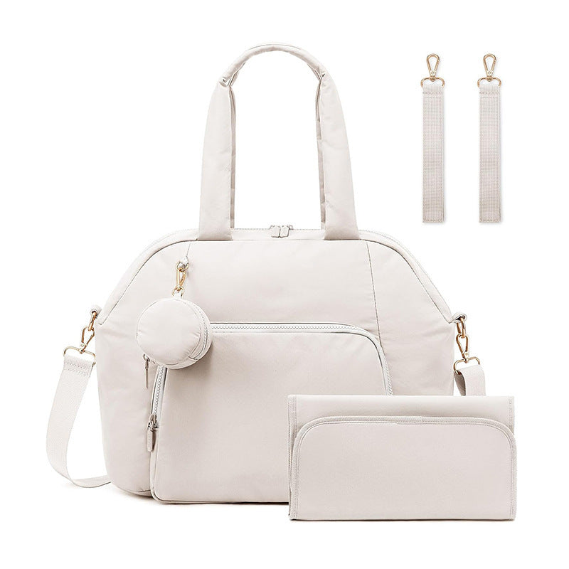 Spacious weekend bag with removable cosmetic organizer Kalsten