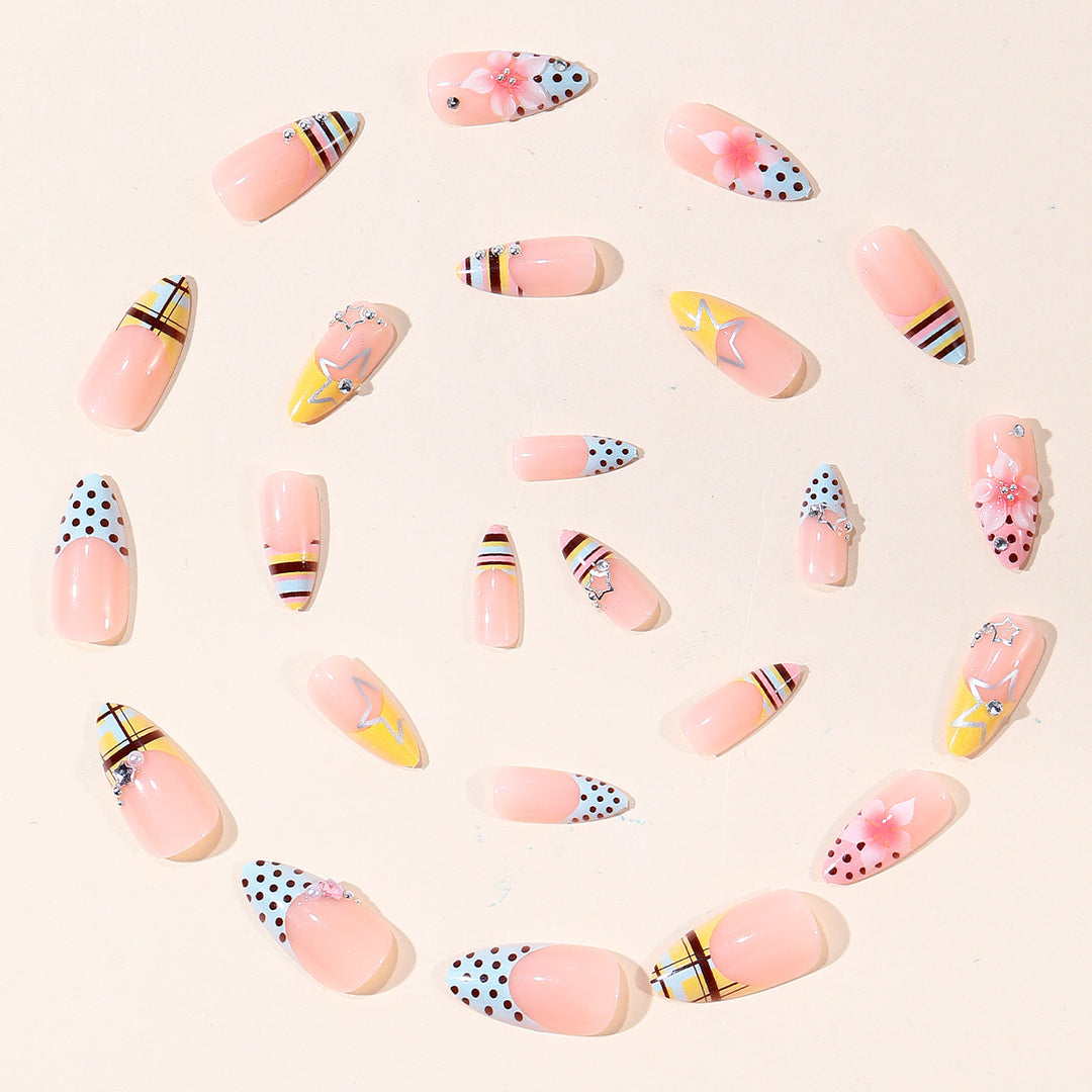 Elegant Floral and Geometric 3D Nail Art Extensions Kalsten