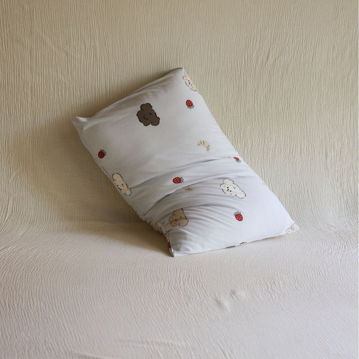 Children's pillowcase made of cotton percale with cute bear print