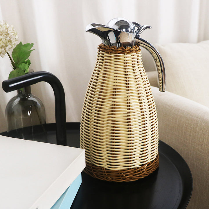 Stylish water carafe with woven design Kalsten